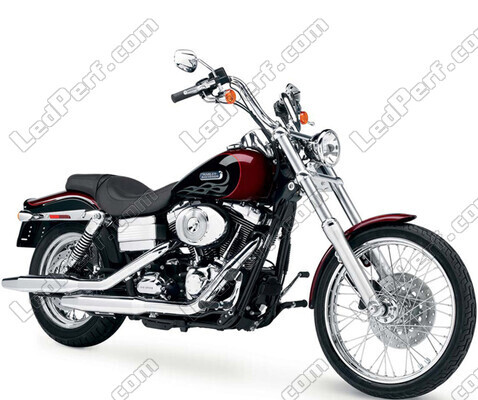 Moottoripyörä Harley-Davidson Wide Glide 1450 (2000 - 2009)