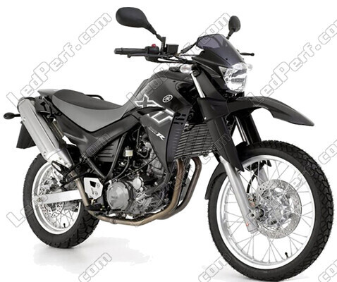 Moottoripyörä Yamaha XT 660 R / X (2004 - 2018)