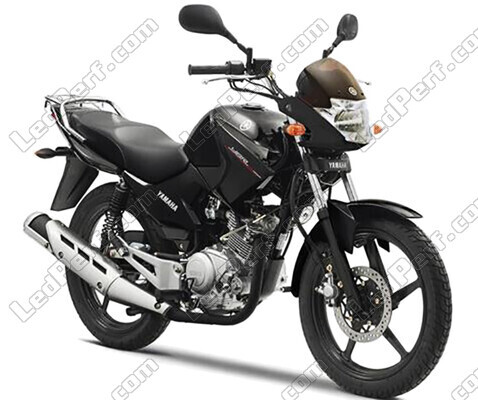 Moottoripyörä Yamaha YBR 125 (2014 - 2019) (2014 - 2019)