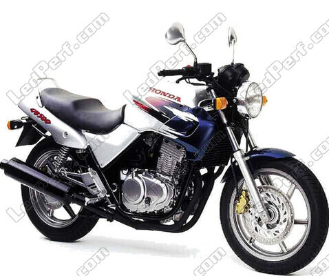 Moottoripyörä Honda CB 500 N (1997 - 2004)