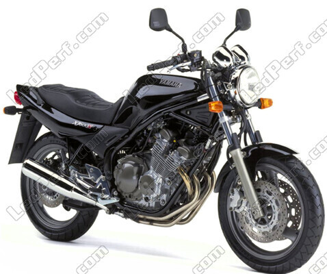 Moottoripyörä Yamaha XJ 600 N (1991 - 2003)