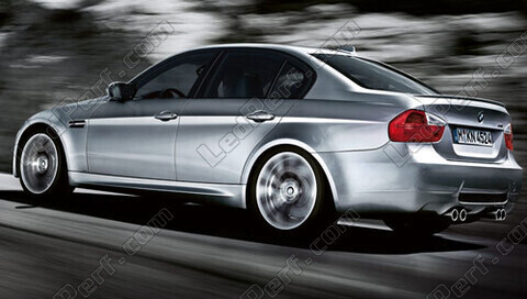 Auto BMW 3-sarjan (E90 E91) (2005 - 2012)