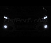 Sumuvalojen polttimosarja Xenon Efect Audi Q3 -mallille