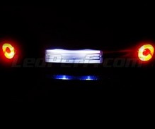 LED-paketti (puhtaan valkoinen) takarekisterikilvelle Ford Mondeo MK3 -mallille