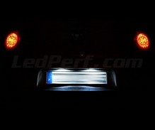 LED-paketti (valkoinen puhtaan 6000K) takarekisterikilpeen autolle Volkswagen Jetta III