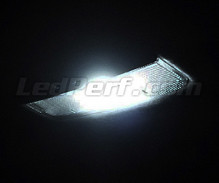 Ylellinen full LED-sisustuspaketti (puhtaan valkoinen) Seat Mii -mallille