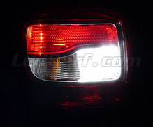 LED-peruutusvalopaketti (valkoinen 6000K) Dacia Logan 2 -mallille