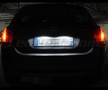LED-rekisterikilven valaistuspaketti (xenon valkoinen) Toyota Corolla E120 -mallille