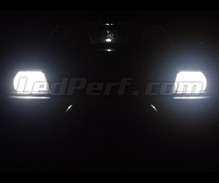LED-parkkivalopaketti (xenon valkoinen) Mitsubishi Pajero sport 1 -mallille