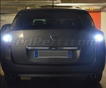 LED-peruutusvalopaketti (valkoinen 6000K) Renault Laguna 3 -mallille