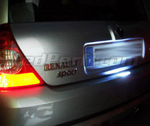 LED-rekisterikilven valaistuspaketti (xenon valkoinen) Renault Clio 2 -mallille