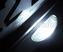 LED-rekisterikilven valaistuspaketti (xenon valkoinen) Opel Corsa B -mallille