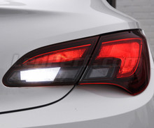 LED-peruutusvalopaketti (valkoinen 6000K) Opel Astra J -mallille