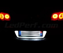 LED-paketti (valkoinen puhtaan 6000K) rekisterikilpi ei-facelift Volkswagen Tiguan -mallille (<2010)