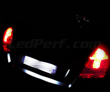 LED-paketti (valkoinen 6000K) takarekisterikilvelle Fiat Stilo -mallille