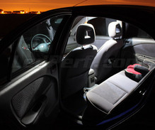 Ylellinen full LED-sisustuspaketti (puhtaan valkoinen) Toyota Avensis MK1 -mallille