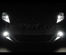 Sumuvalojen LED-paketti Xenon effect Peugeot 3008 -mallille