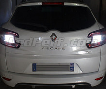 LED-peruutusvalopaketti (valkoinen 6000K) Renault Megane 3 -mallille