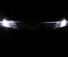 LED-parkkivalopaketti (xenon valkoinen) Ford Mondeo MK3 -mallille