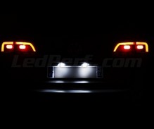 LED-paketti (valkoinen 6000K) takarekisterikilvelle Volkswagen Passat B7 -mallille